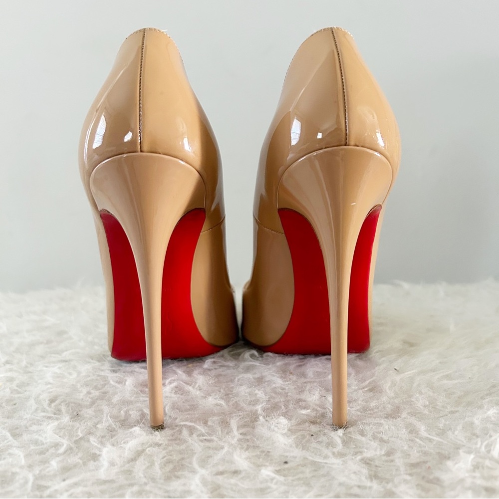 Christian Louboutin So Kate Tan Nude Patent Leather Pointed Toe Heels Size EU 39 - Picture 9 of 13